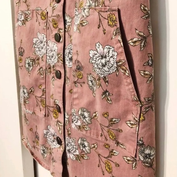 Large pink floral overall dress - Picture 2 of 2